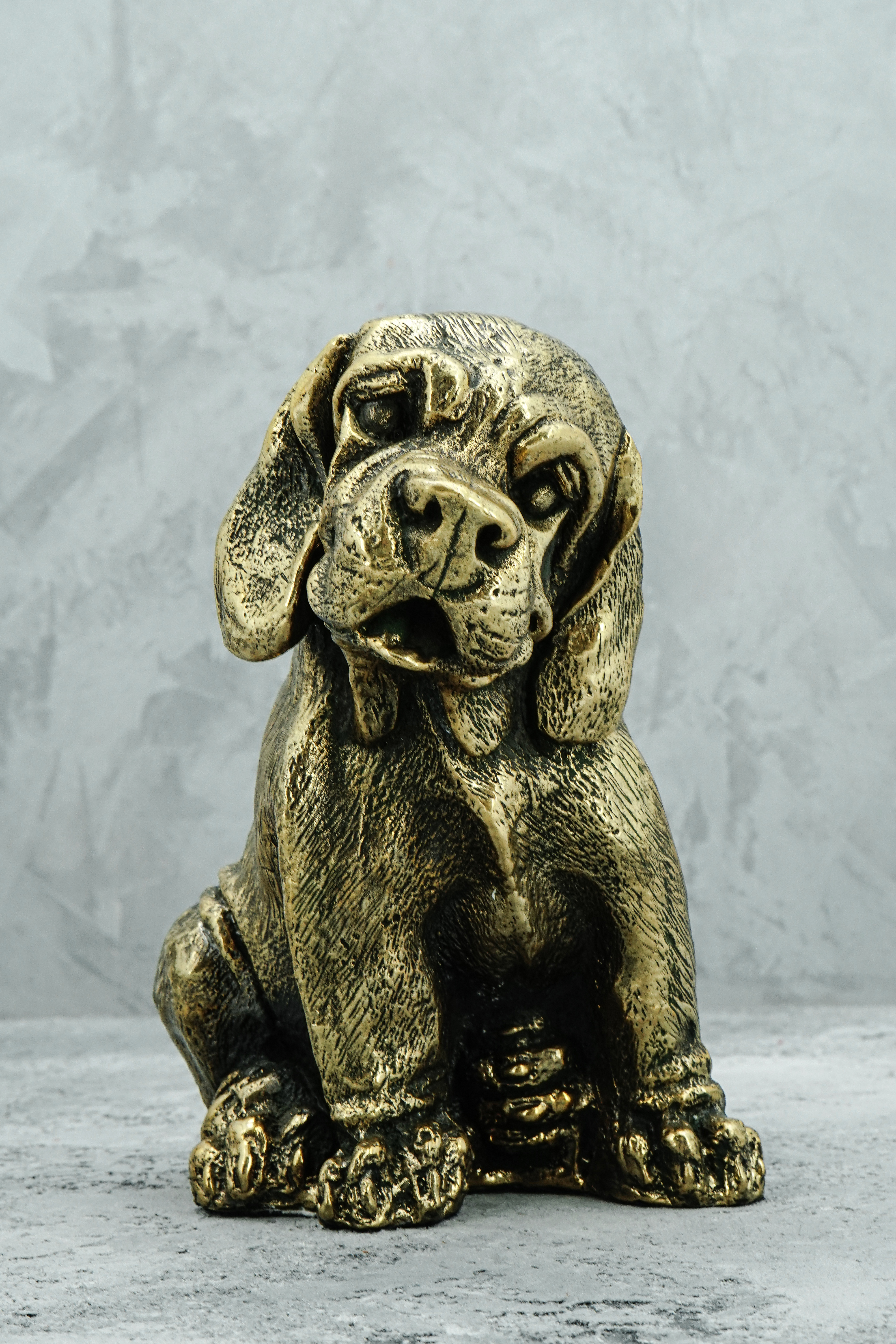 Скульптура из бронзы «Щенок»