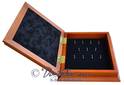 Деревянная ключница «Эмблема МЧС России»