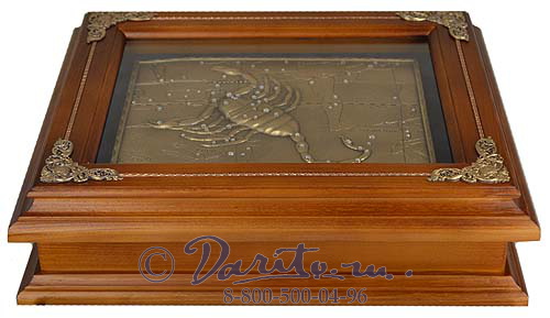 Деревянная ключница «Скорпион»