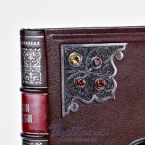 Книга «Святое Евангелие на церковнославянском языке»