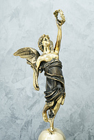 Скульптура из бронзы «Ангел восхваляющий»