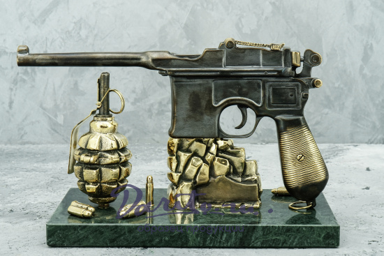 Письменный набор из бронзы «Маузер»