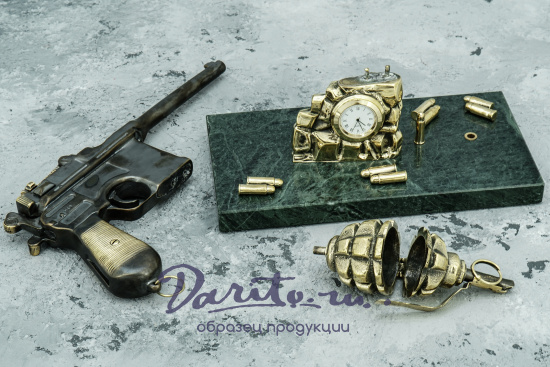 Письменный набор из бронзы «Маузер»