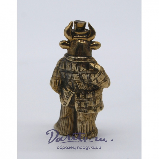 Статуэтка из латуни «Бык в костюме»