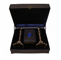 Подарочный набор с 2-мя подсвечниками «Сидур Тефилат Азария»
