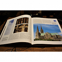 Подарочная книга с иллюстрациями «Сокровища человечества»