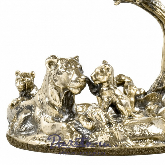 Коньячный бокал «Львица со львятами»