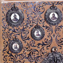 Подарочная книга «Романовы. 300 лет служения России»