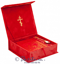 Подарочный набор На зубок: Библия в кожаном переплете, серебряная ложка, серебряная подвеска, подарочный футляр (красный)
