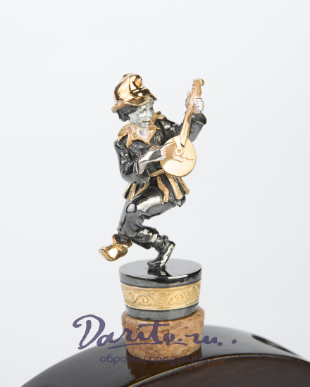 Пробочник «Скоморох с домрой»