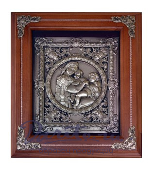 Деревянная ключница «Мадонна с младенцем»