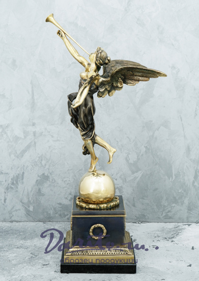 Скульптура из бронзы «Ангел трубящий»
