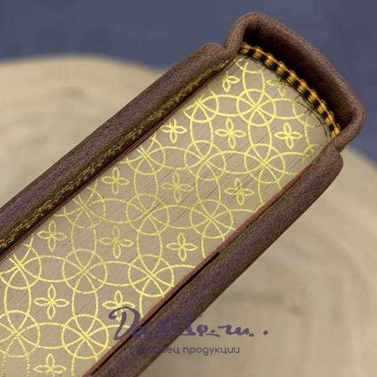 Подарочная книга Стругацкие А.Н. и Б.Н.Понедельник начинается в субботу в кожаном переплете