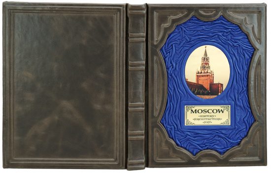 Книга «Moscow/ Москва»